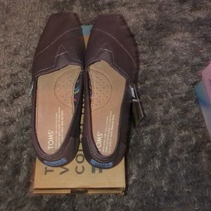 TOMS Women’s Shoes